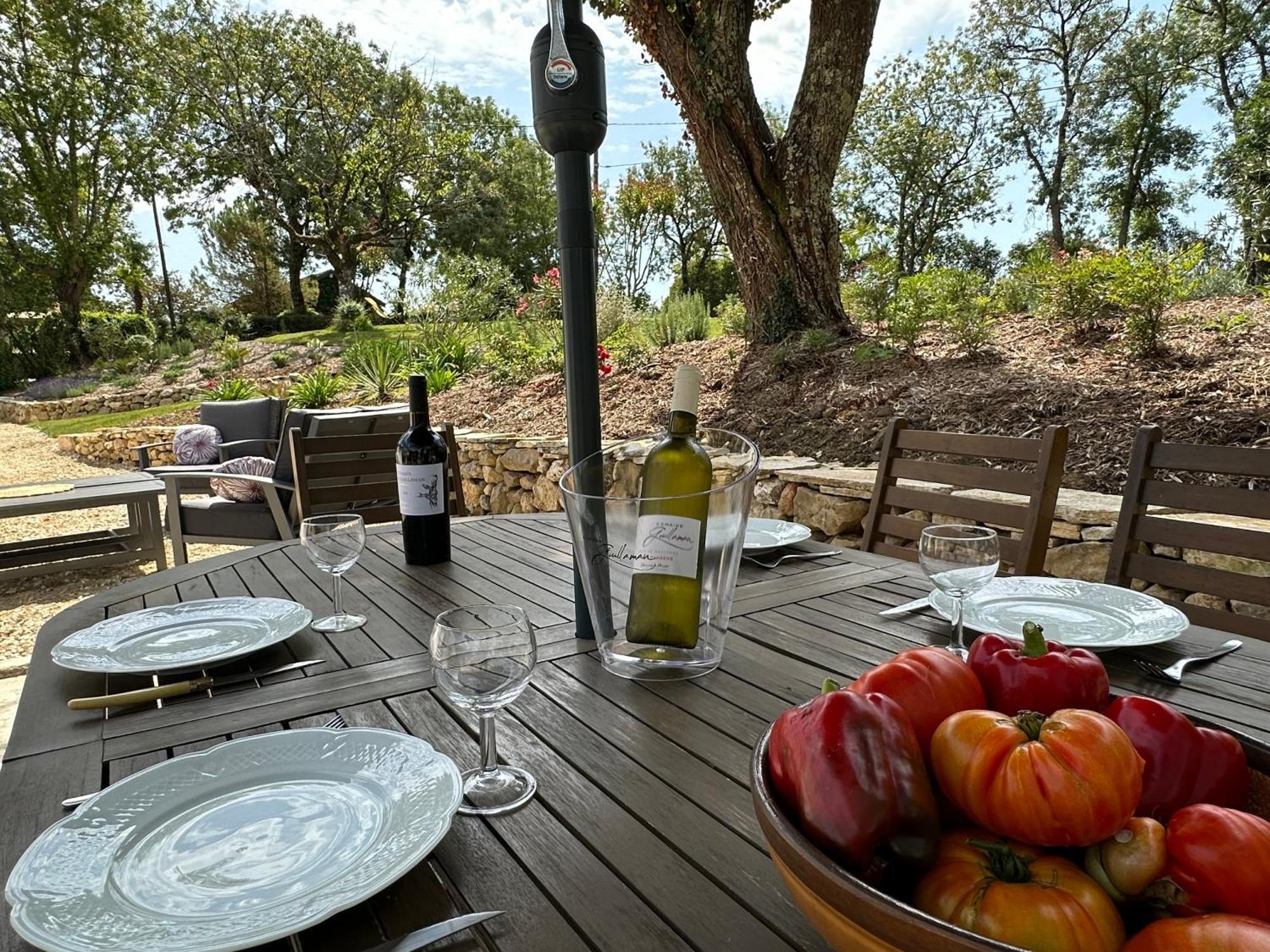 Maison De Vacances Gondrin Buitenkant foto